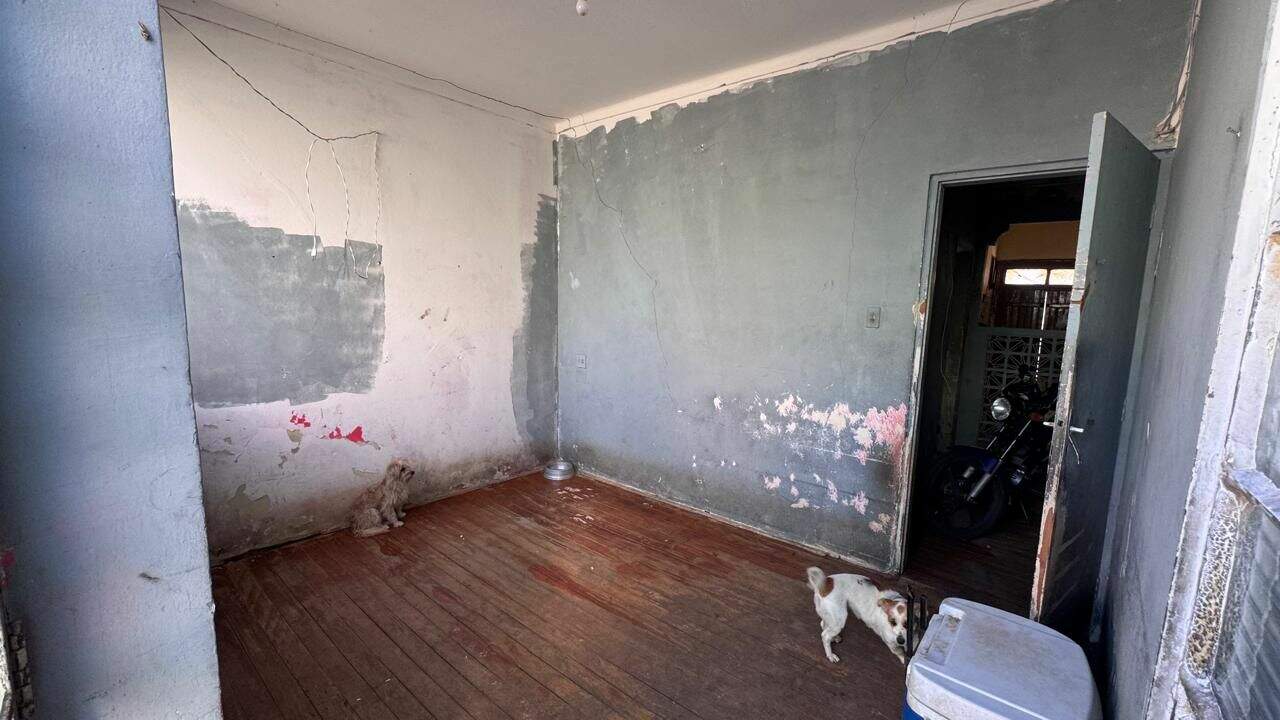 Casa à venda no Centro: 