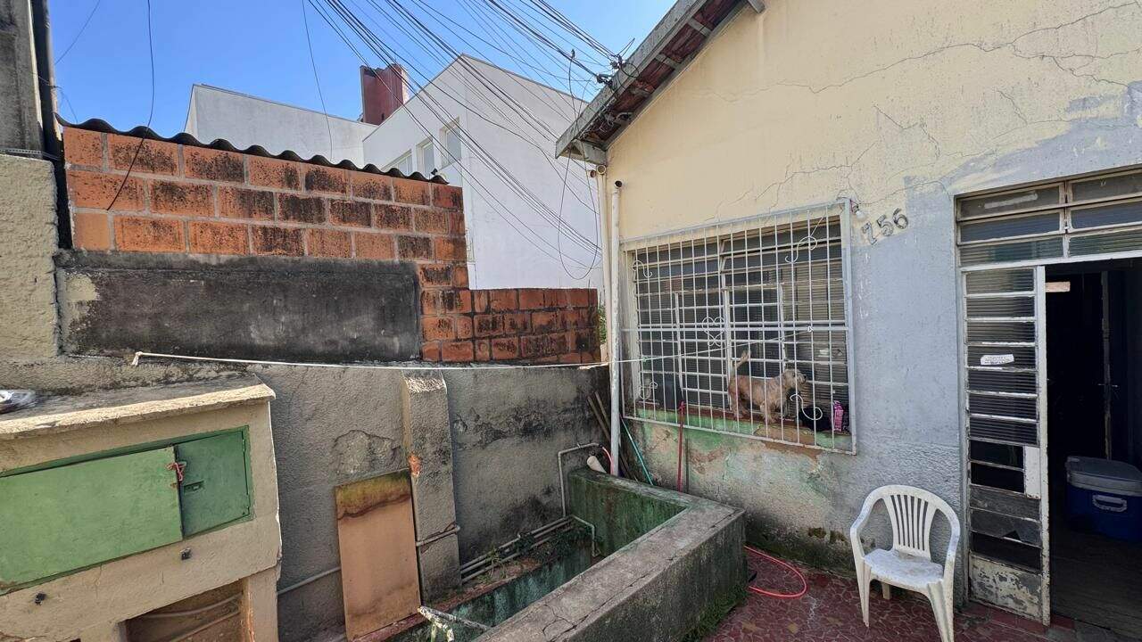 Casa à venda no Centro: 