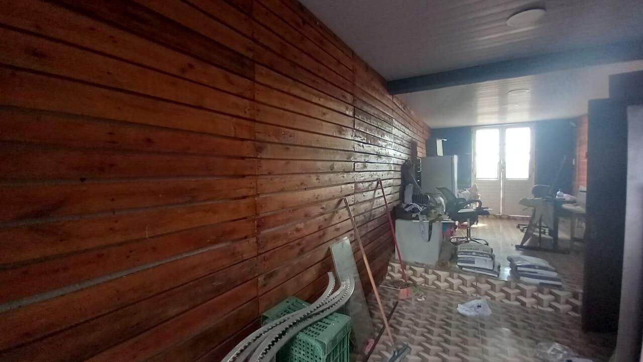 Casa à venda no Jardim América III: 