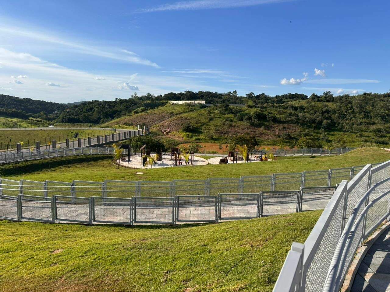 Terreno à venda no Currupira: 