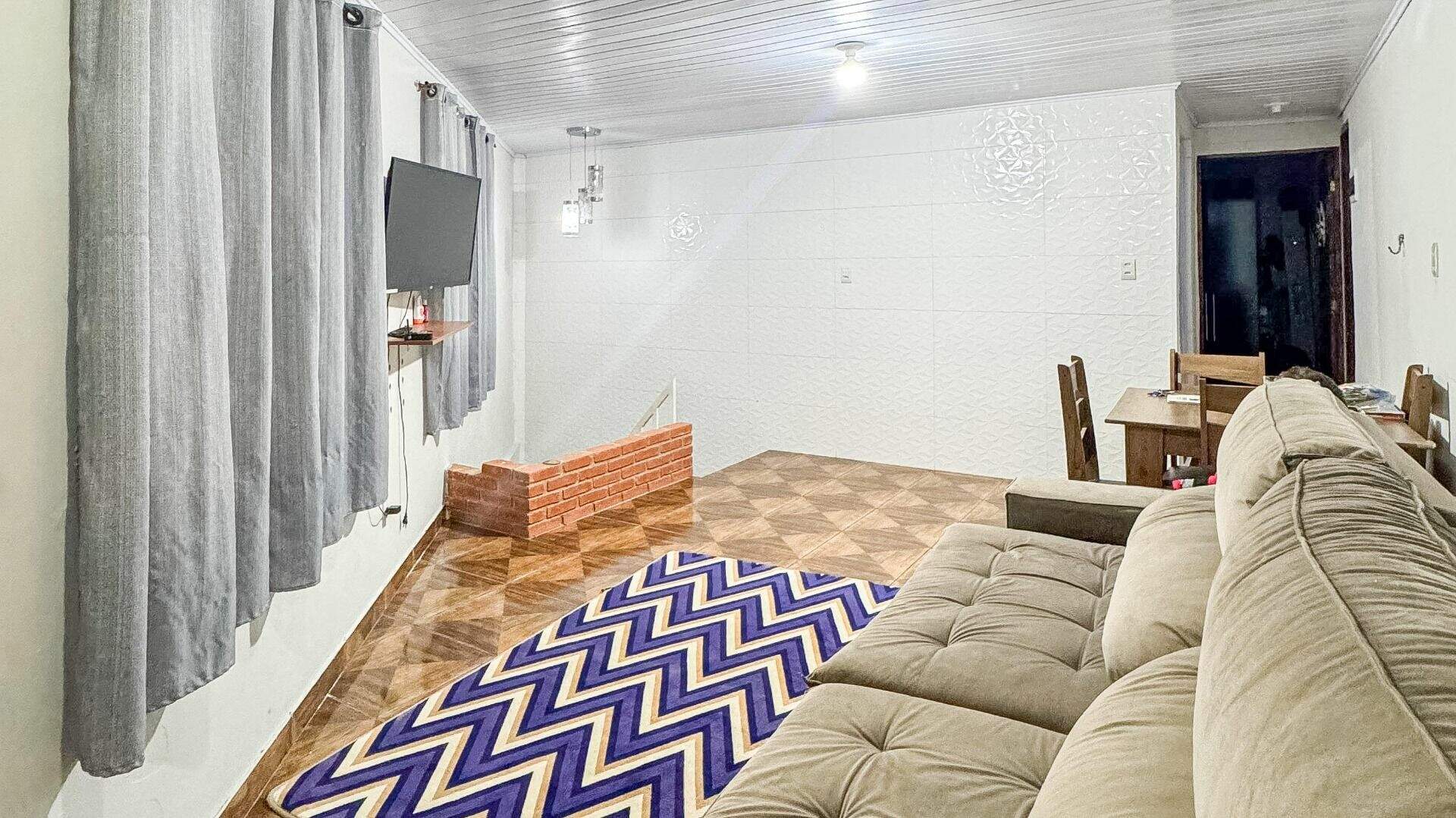 Casa à venda no Varjão: 