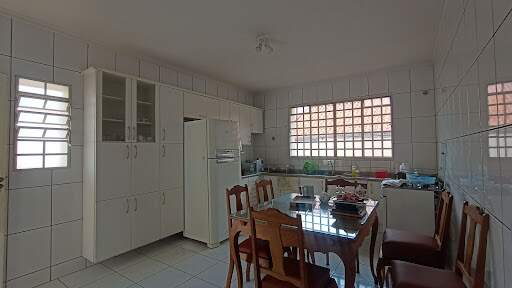 Casa à venda no Anhangabaú: 