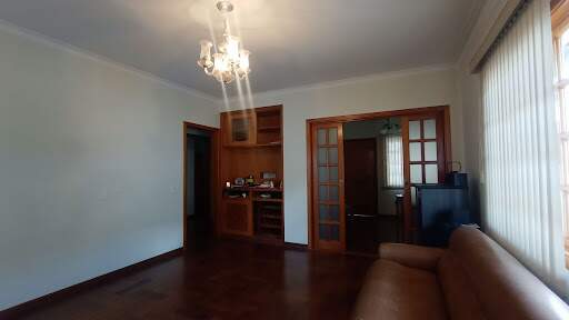 Casa à venda no Anhangabaú: 