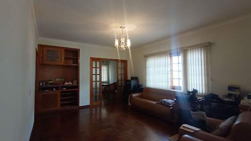 Casa à venda no Anhangabaú: 