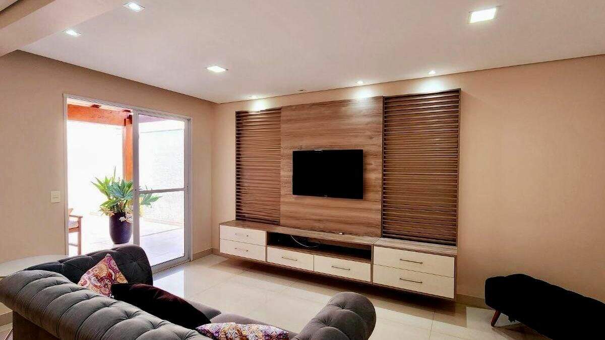 Casa à venda no Engordadouro: 