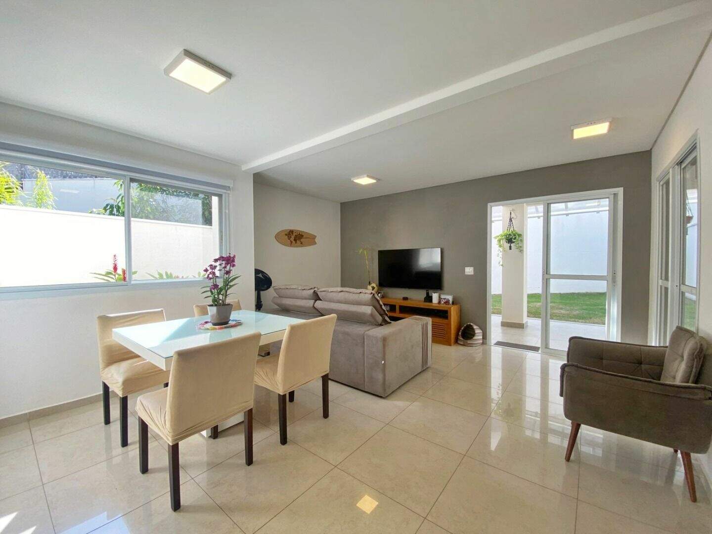 Casa à venda no Chácara Morada Mediterrânea: 