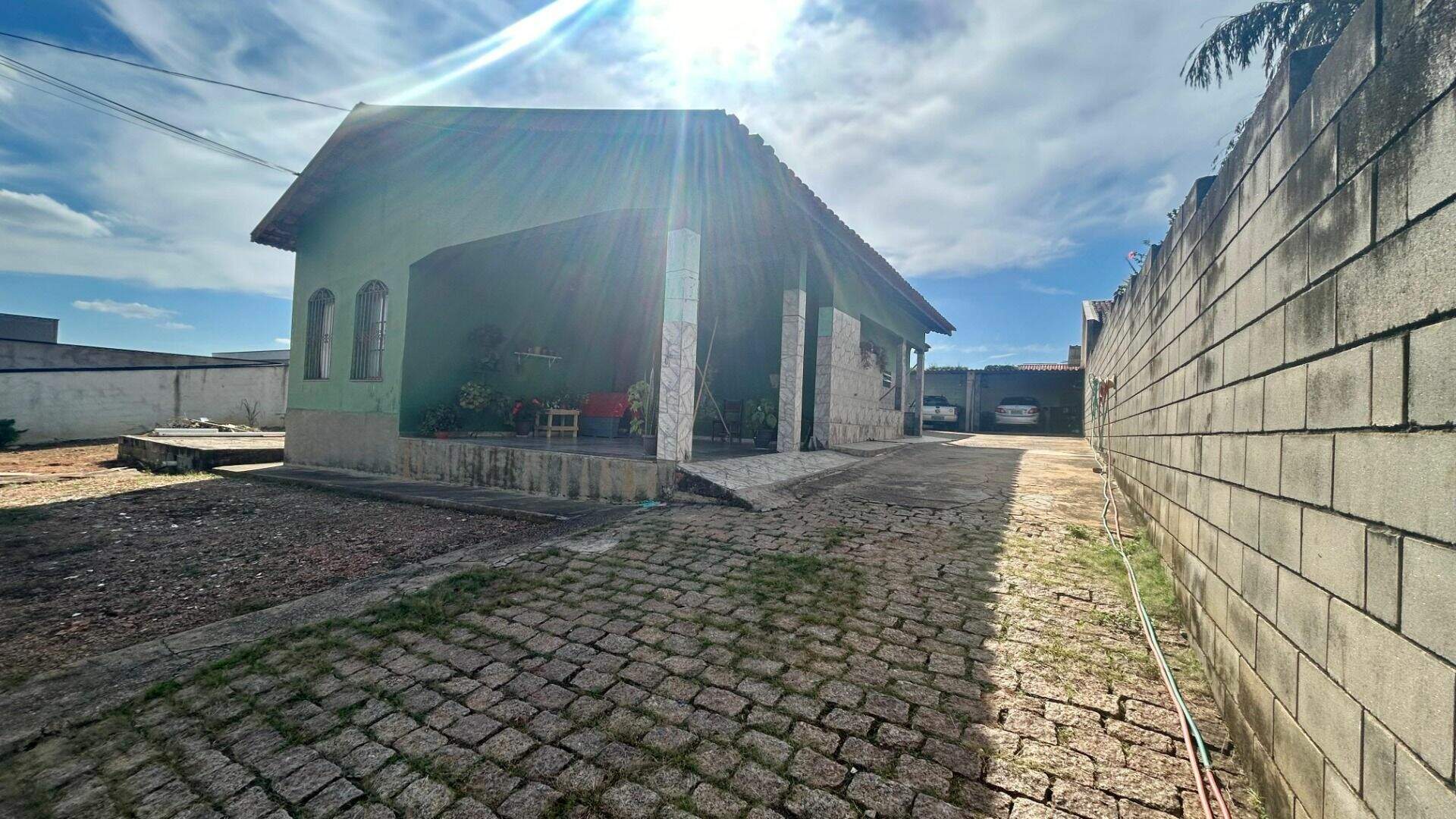 Casa à venda no Loteamento Quinta das Palmeiras: 