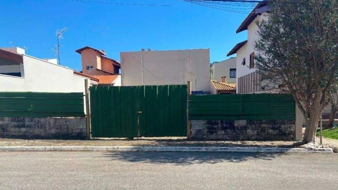 Terreno à venda no Jardim Santa Teresa: 