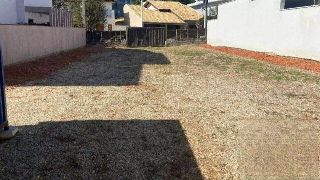 Terreno à venda no Jardim Santa Teresa: 