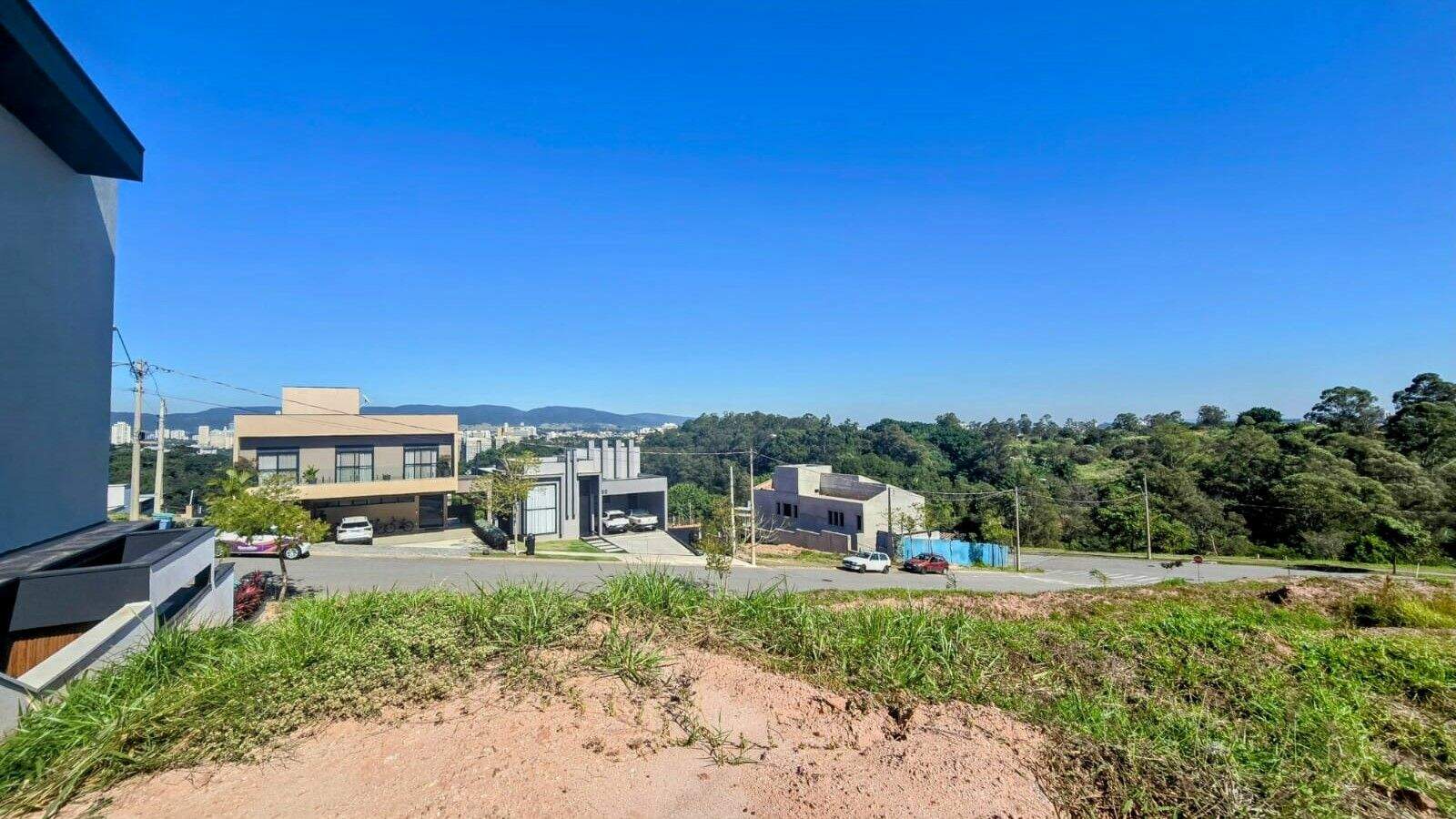 Terreno à venda no Horto Florestal: 