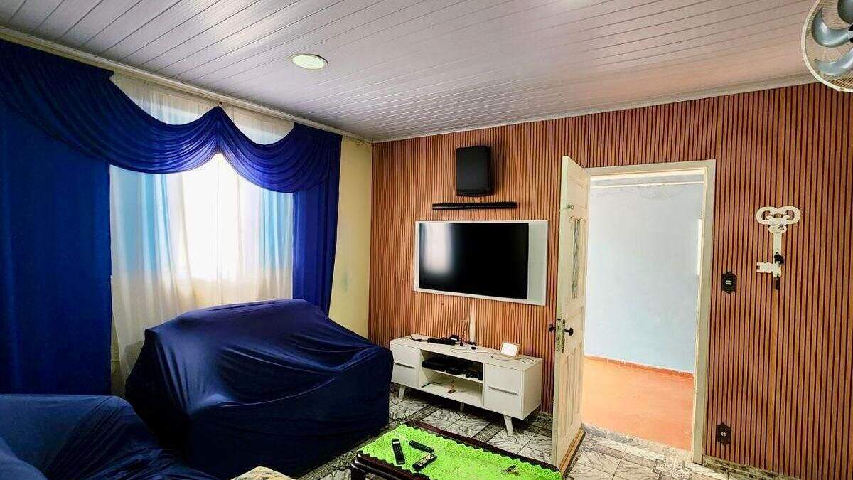 Casa à venda no Vila São João Batista: 