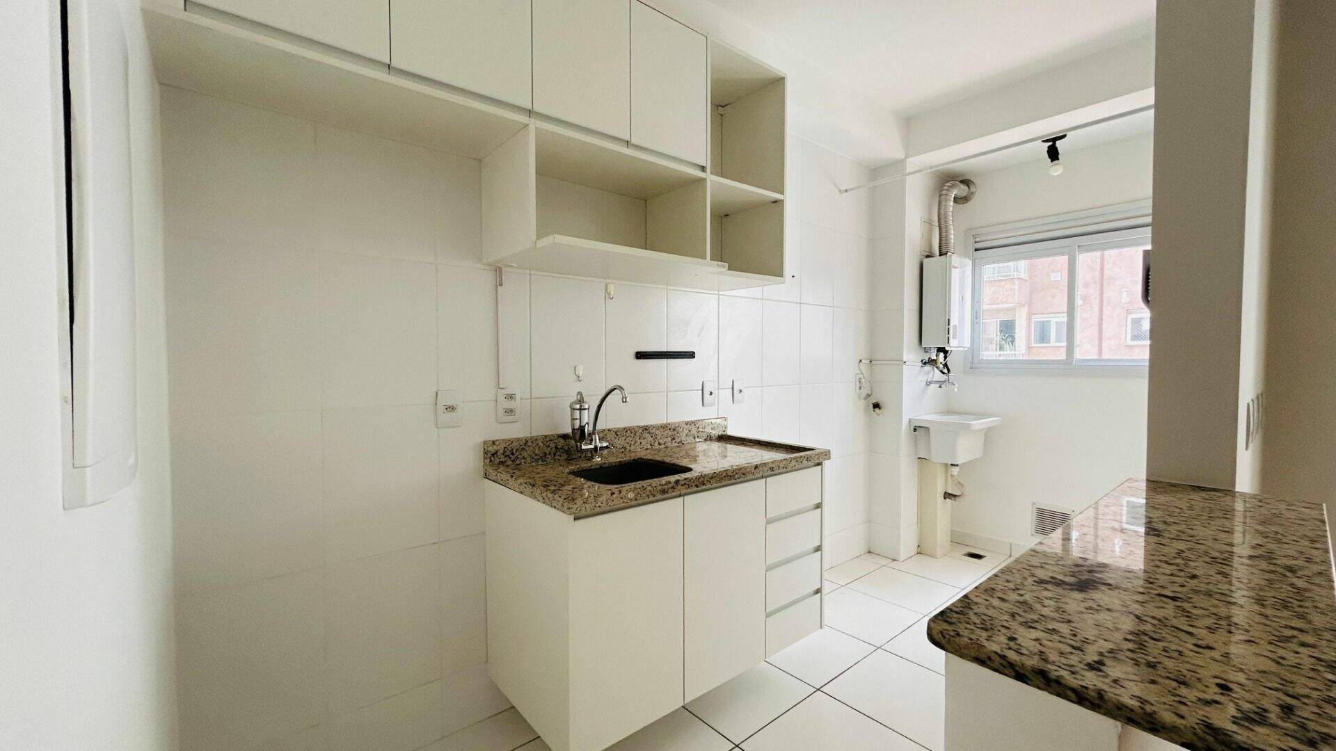 Apartamento à venda no Medeiros: 