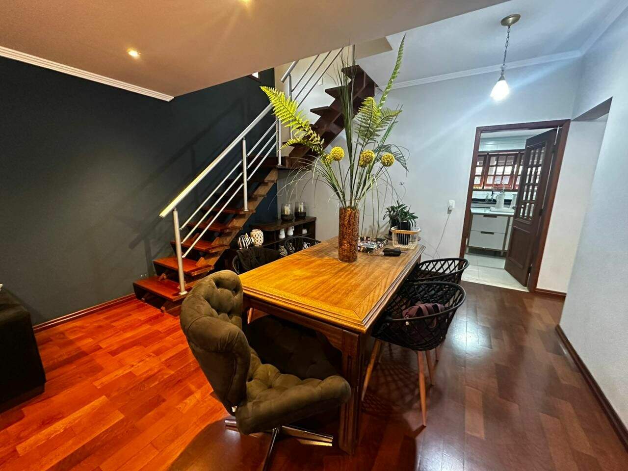 Sobrado à venda no Horto Santo Antonio: 