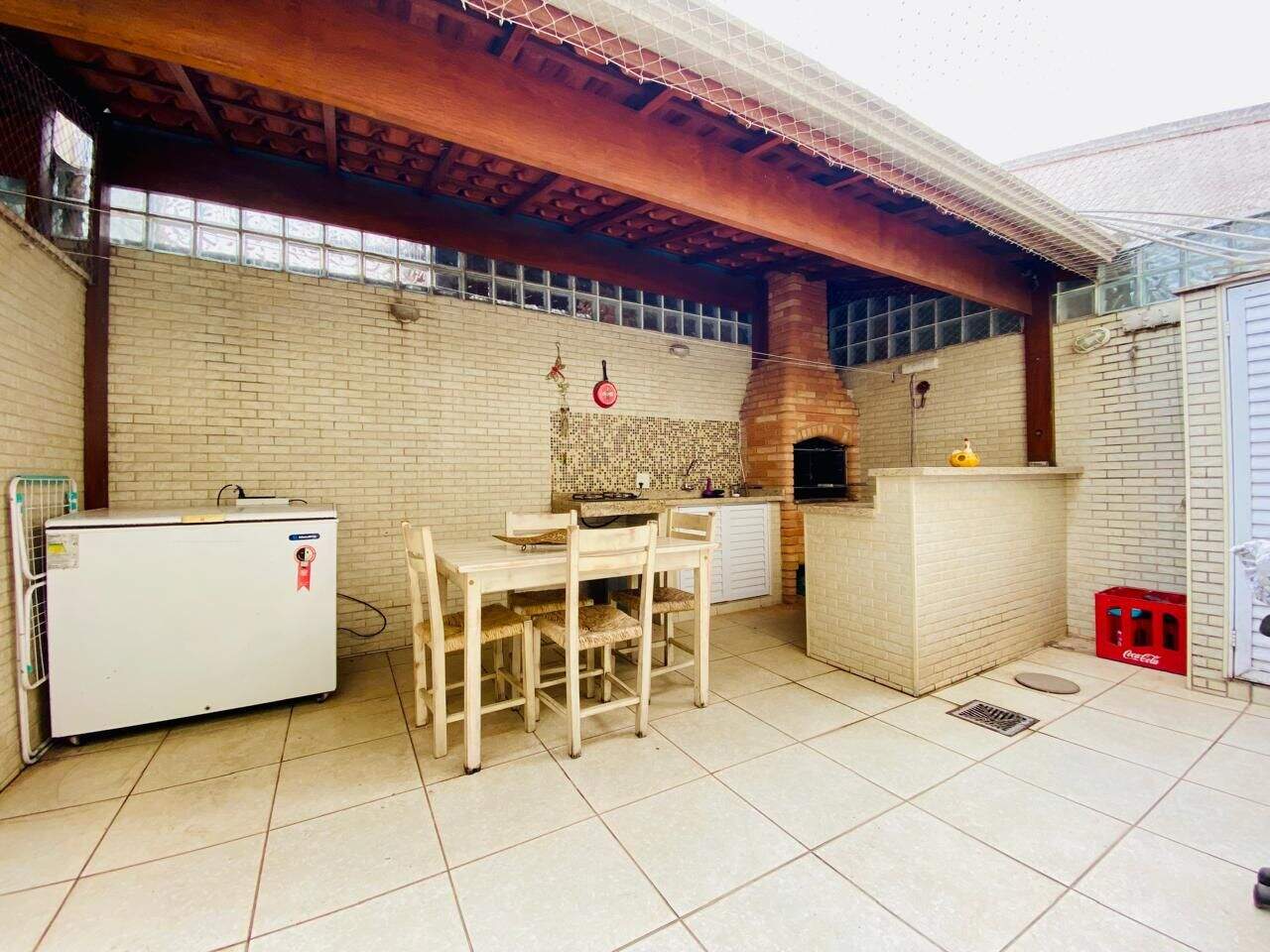 Casa à venda no Jardim Shangai: 