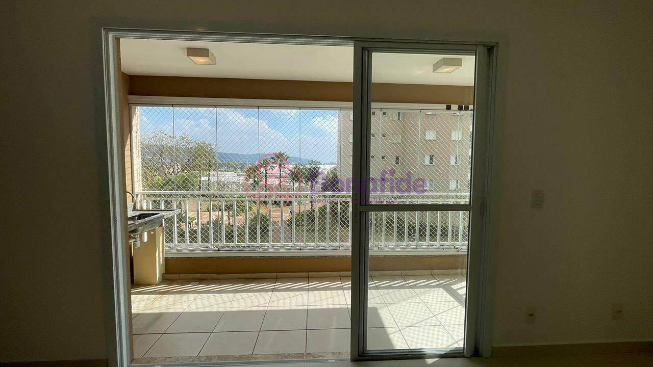 Apartamento à venda no Engordadouro: 