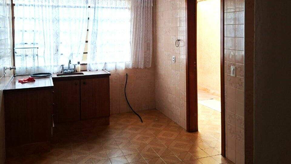 Casa à venda no Jardim Pitangueiras II: 