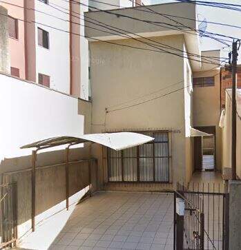 Casa à venda no Jardim Pitangueiras II: 