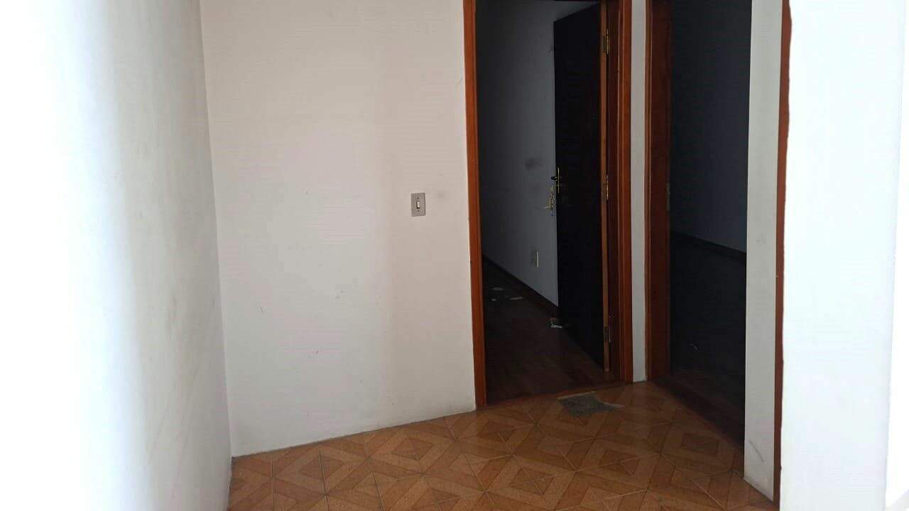 Casa à venda no Jardim Pitangueiras II: 