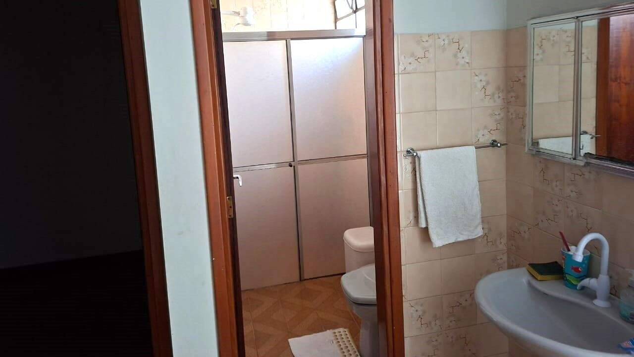 Casa à venda no Jardim Pitangueiras II: 