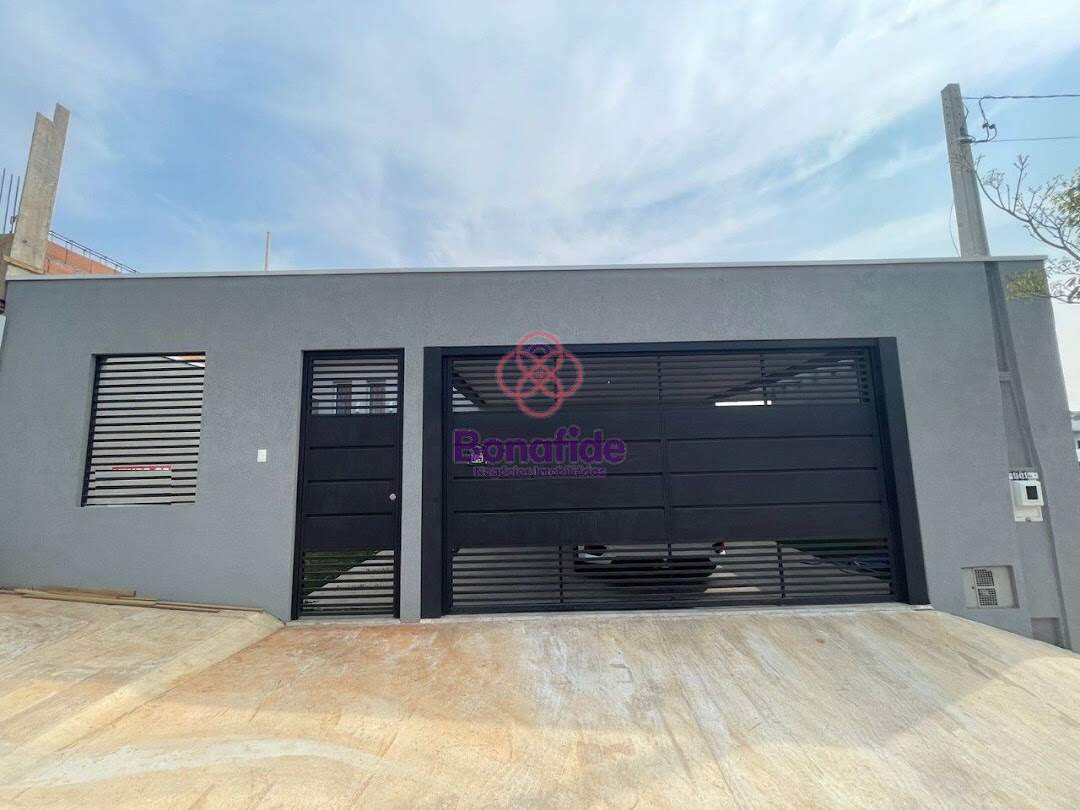 Casa à venda no Jardim Primavera: 