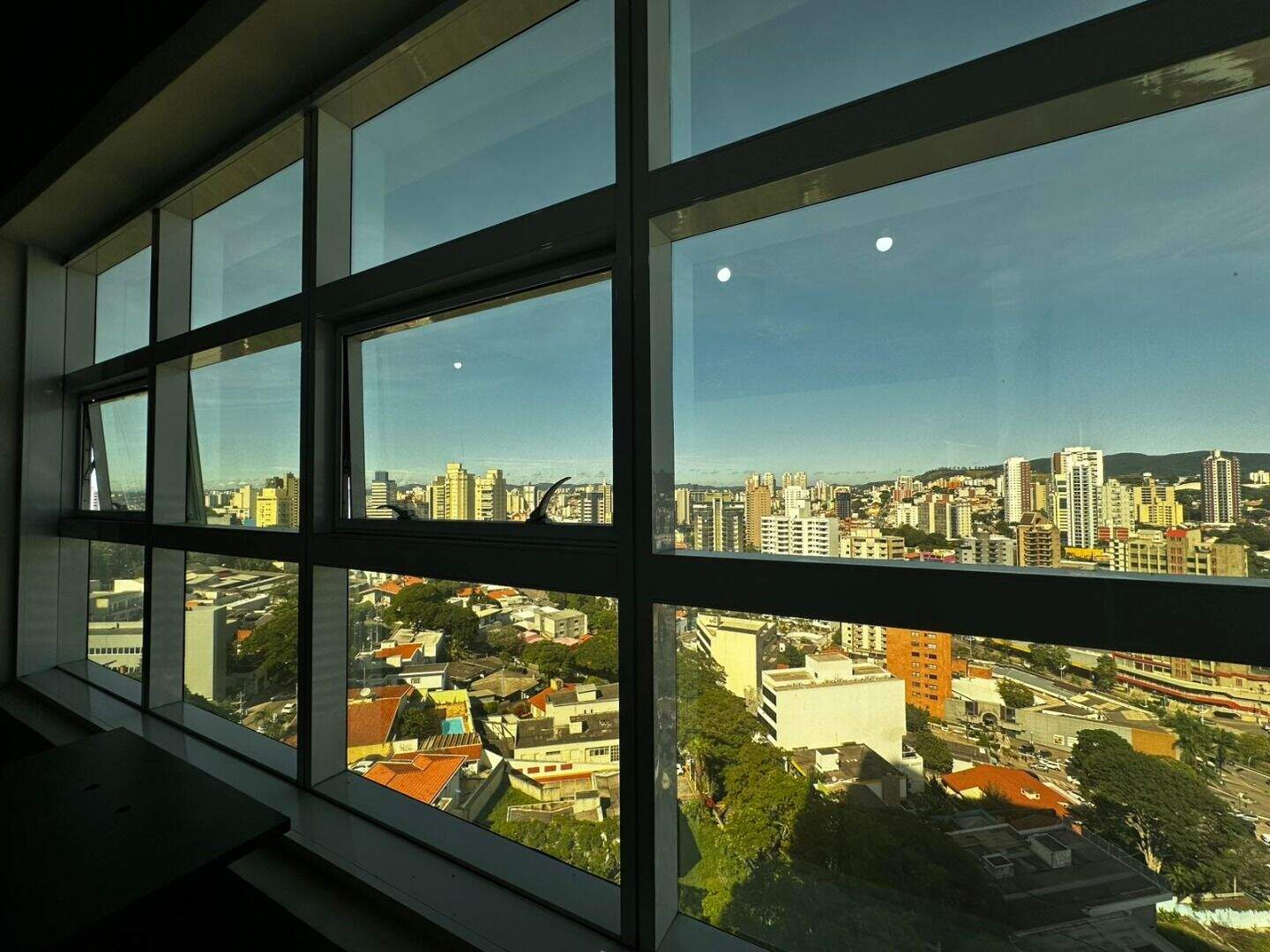 Sala à venda no Chácara Urbana: 