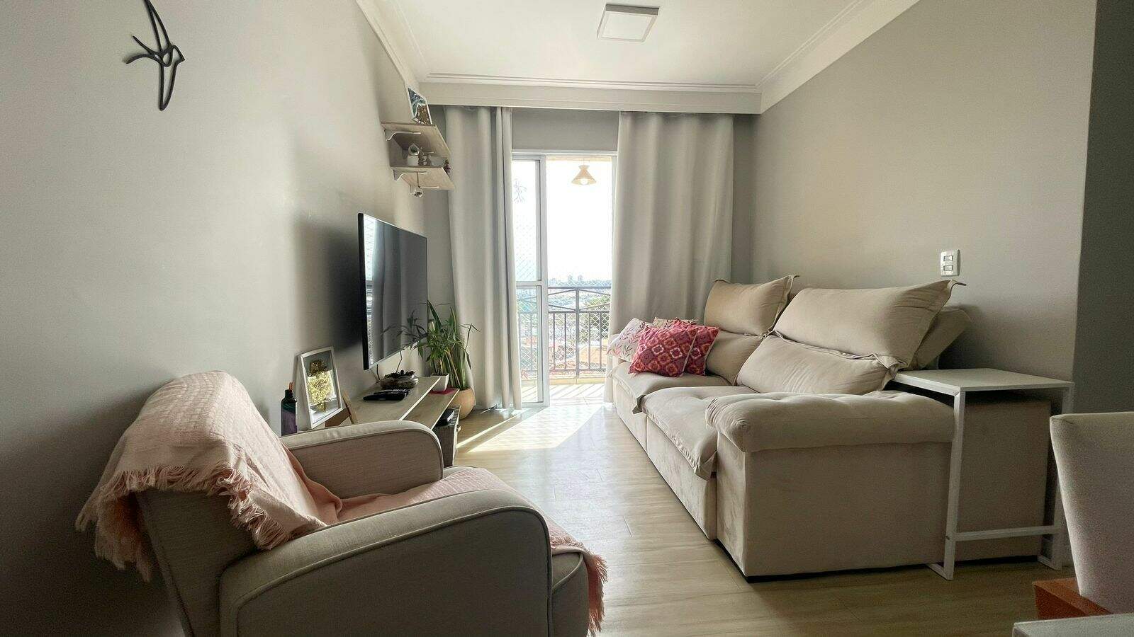 Apartamento à venda no Vila Nova Esperia: 