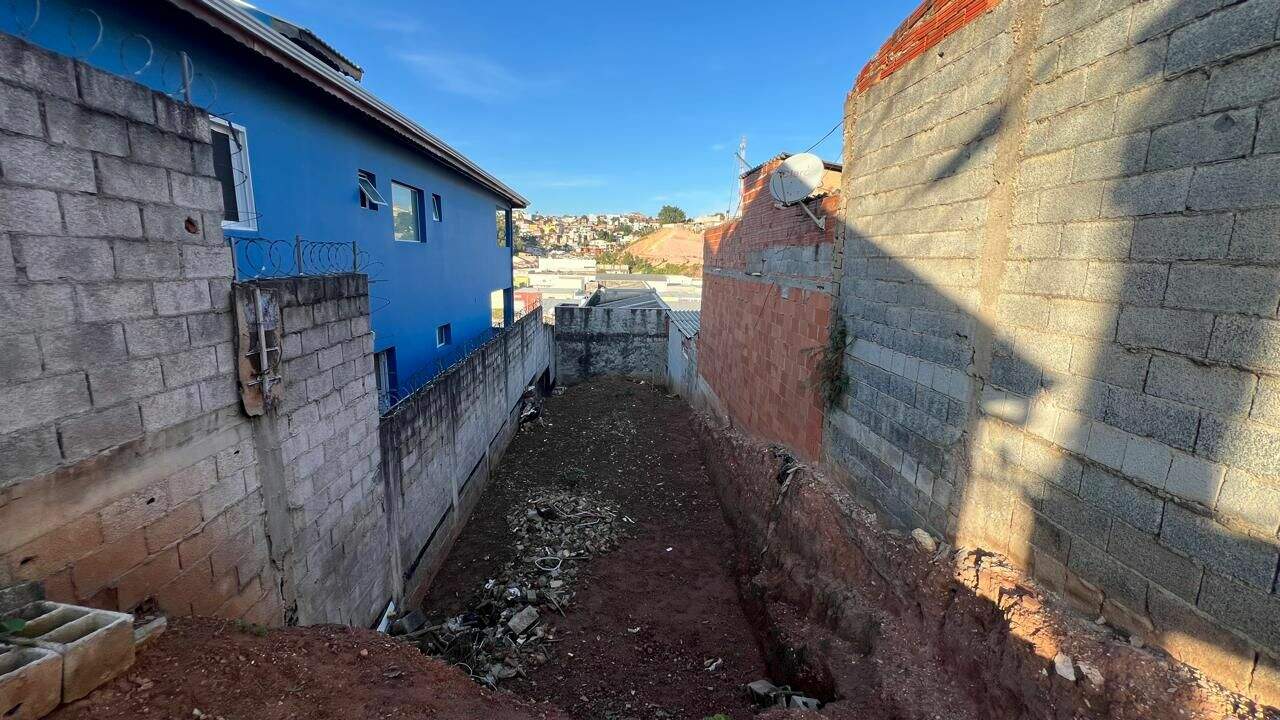 Terreno à venda no Cidade Nova II: 