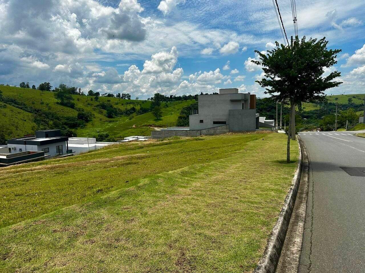 Terreno à venda no Bairro Itapema: 
