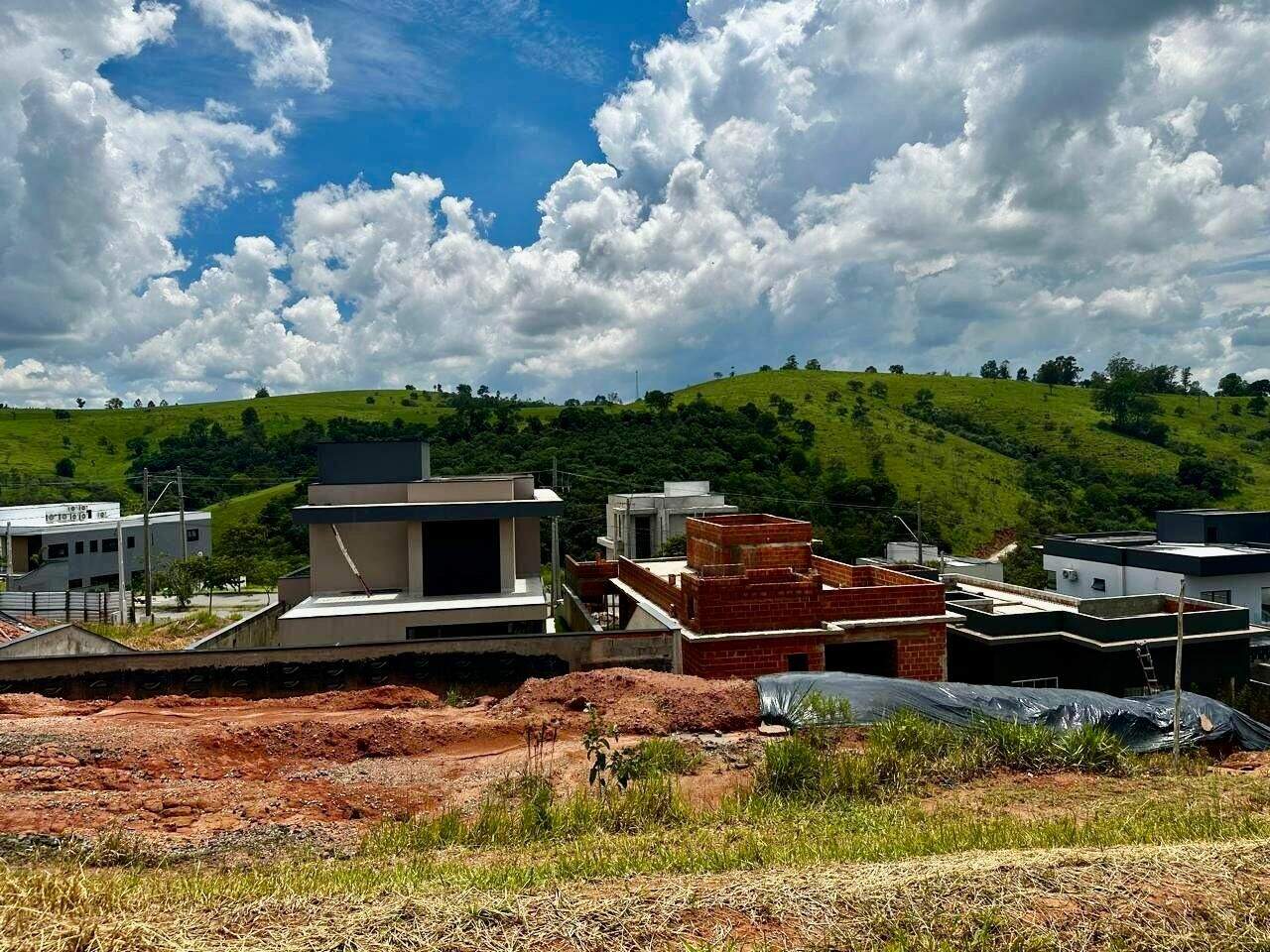 Terreno à venda no Bairro Itapema: 