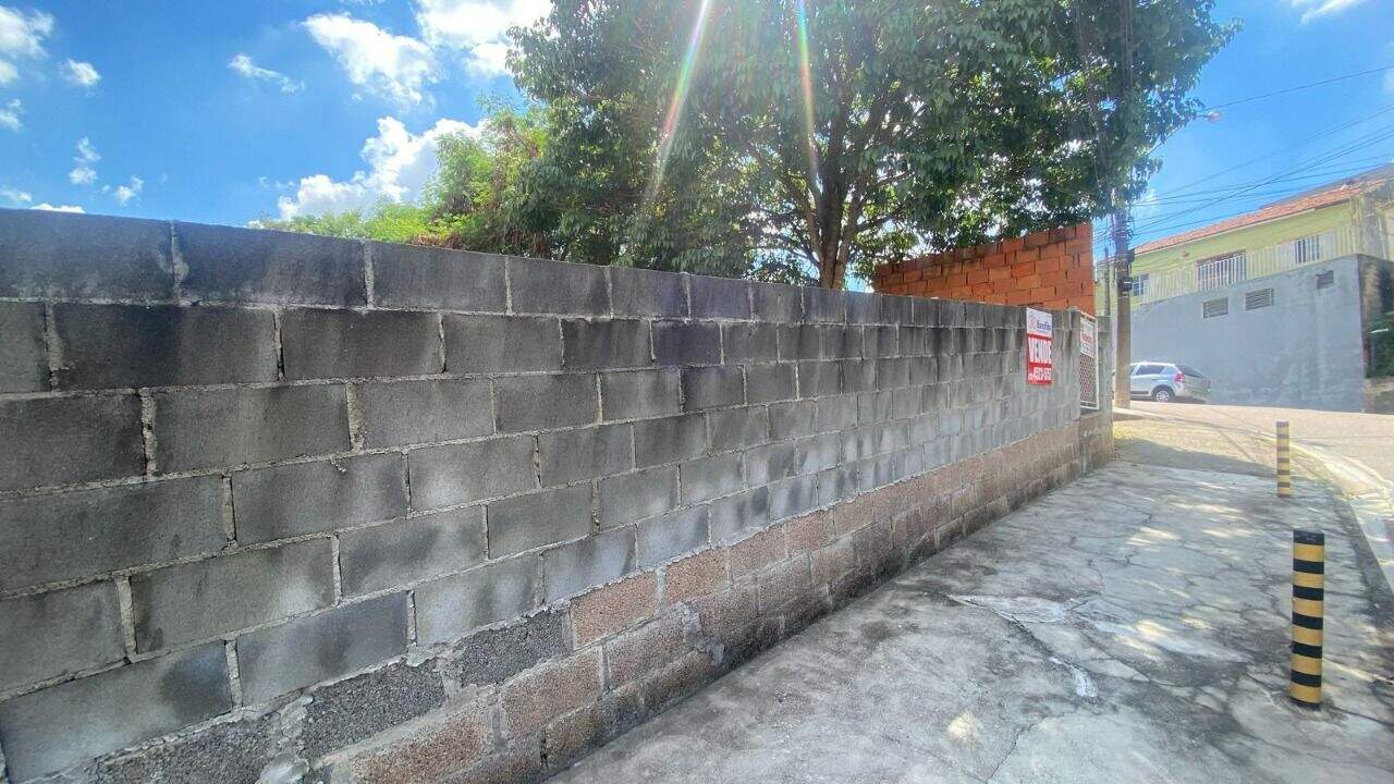 Terreno à venda no Jardim Pacaembu: 