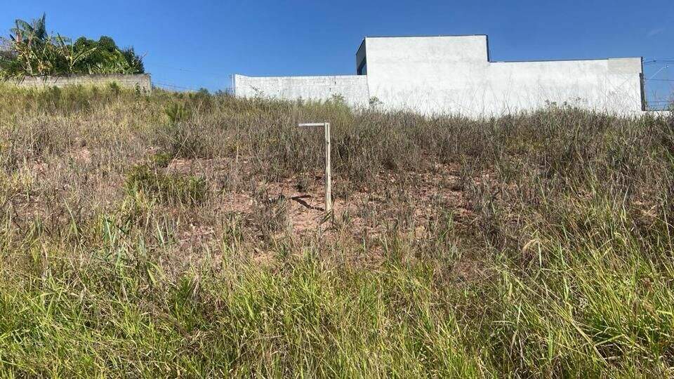 Terreno à venda no Jardim Santo Antônio II: 