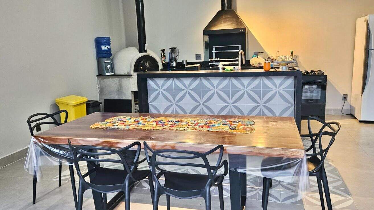 Casa à venda no Horizonte Azul: 