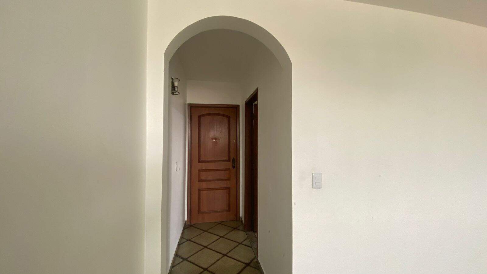 Apartamento à venda no Vila Rafael de Oliveira: 