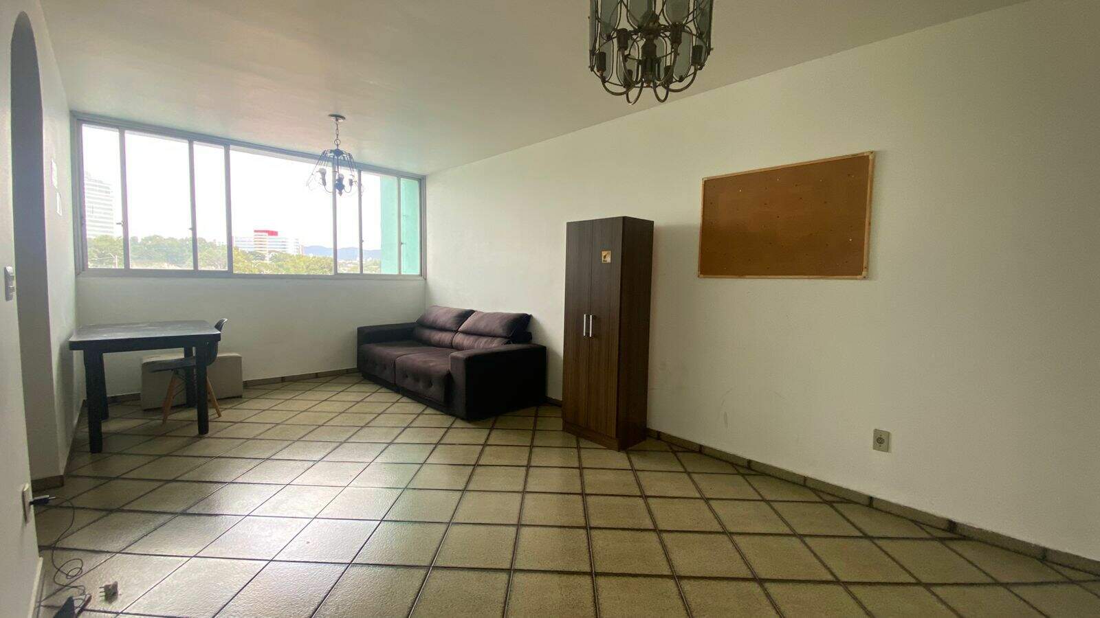 Apartamento à venda no Vila Rafael de Oliveira: 