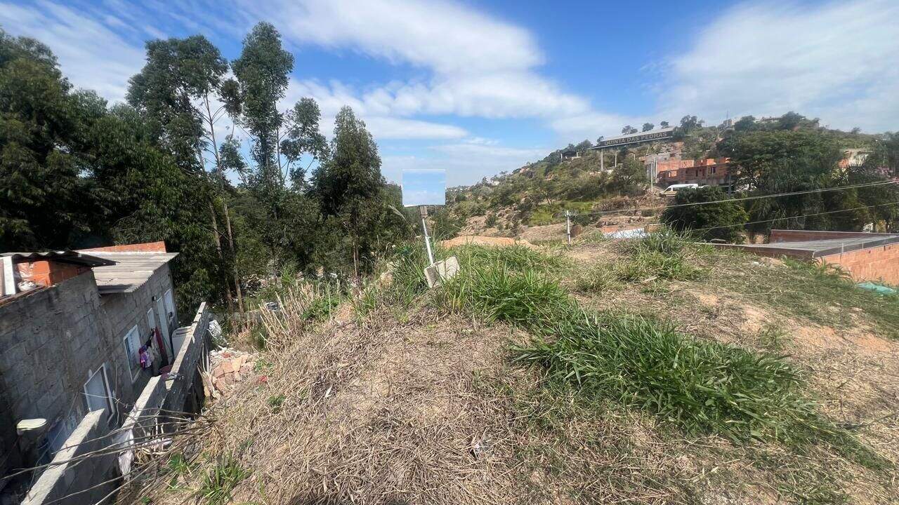 Terreno à venda no Rio Das Pedras: 