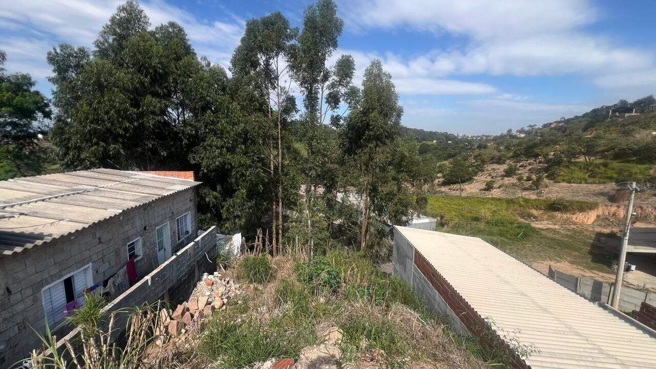 Terreno à venda no Rio Das Pedras: 