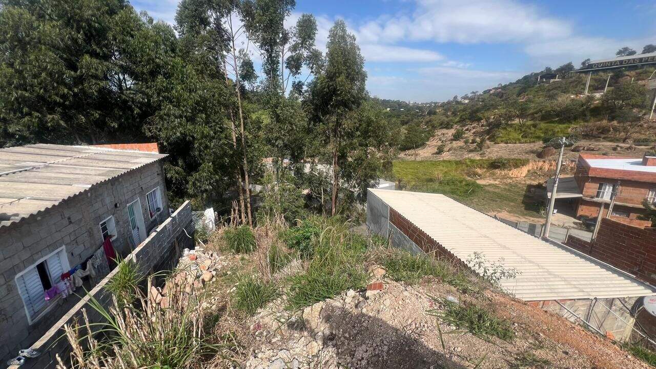 Terreno à venda no Rio Das Pedras: 