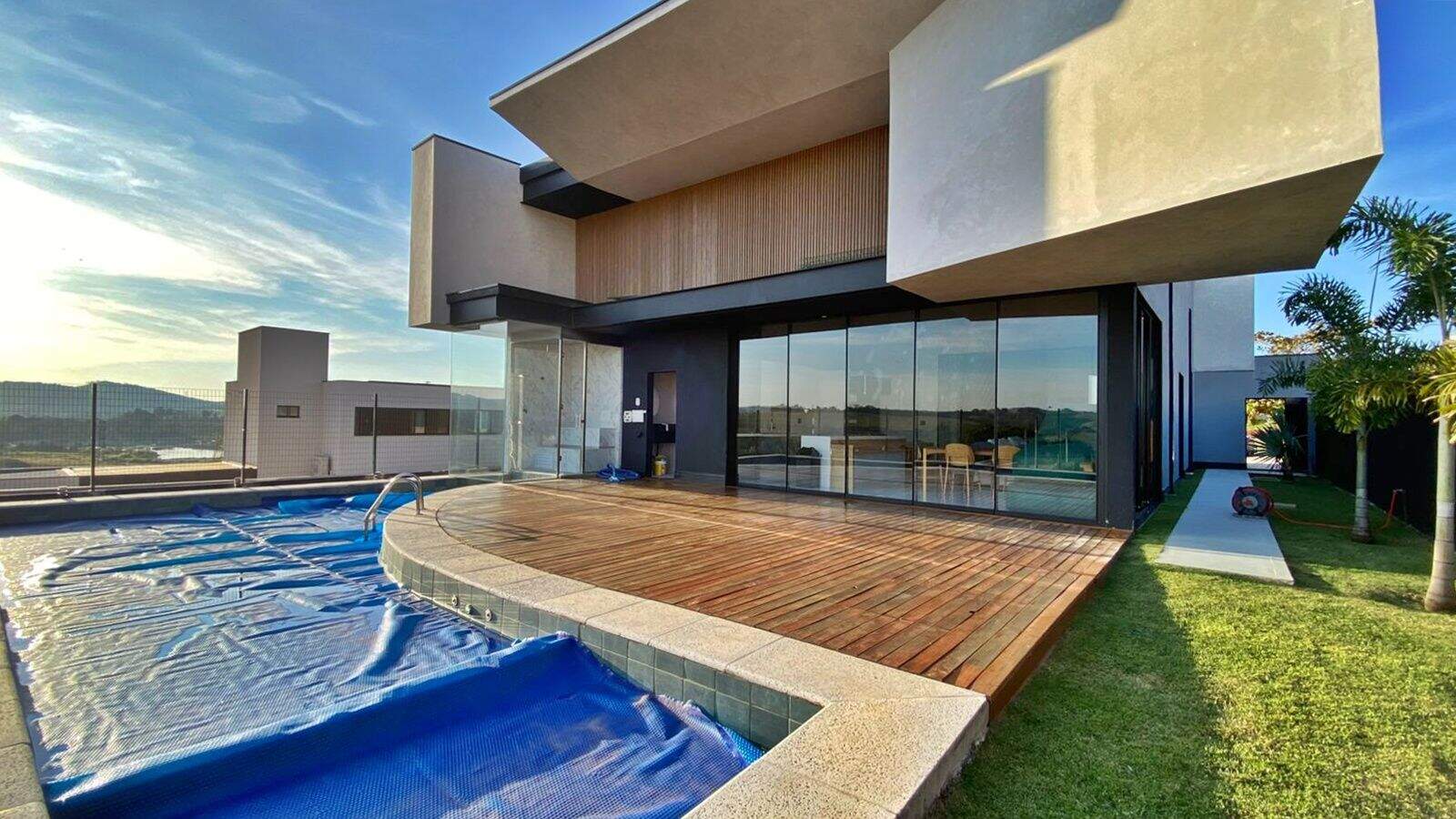 Casa à venda no Centro: 