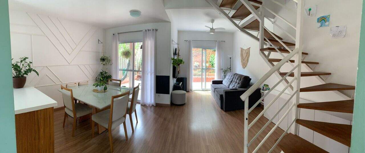 Casa à venda no Medeiros: 