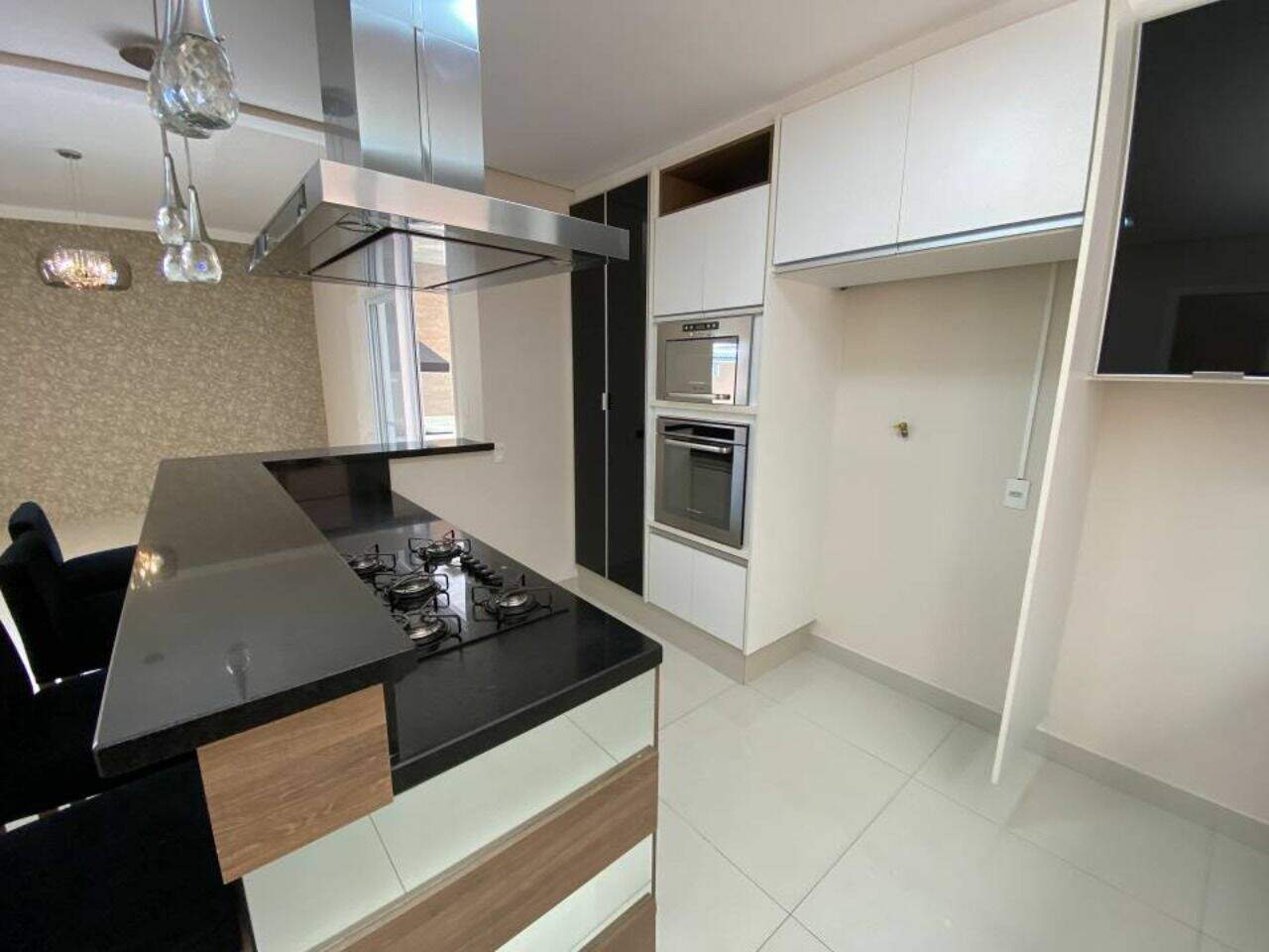 Casa à venda no Engordadouro: 