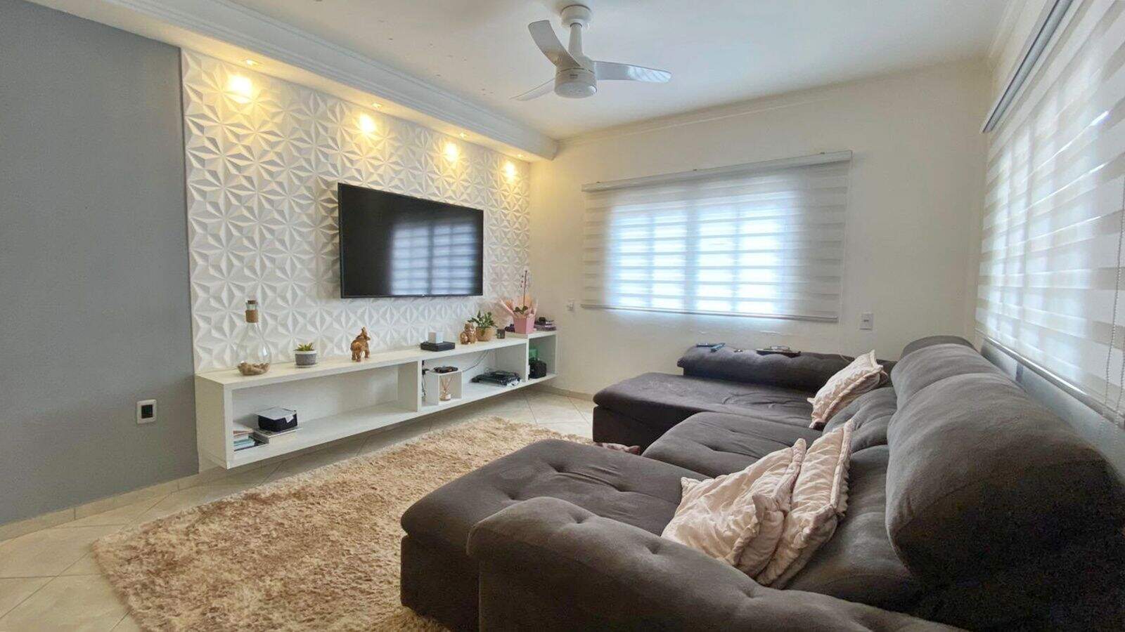 Casa à venda no Jardim São Camilo: 