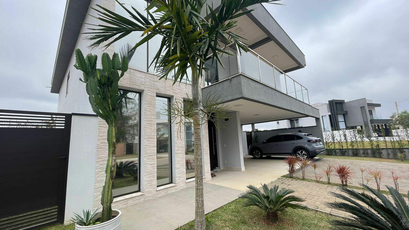 Casa à venda no Vale Azul II: 