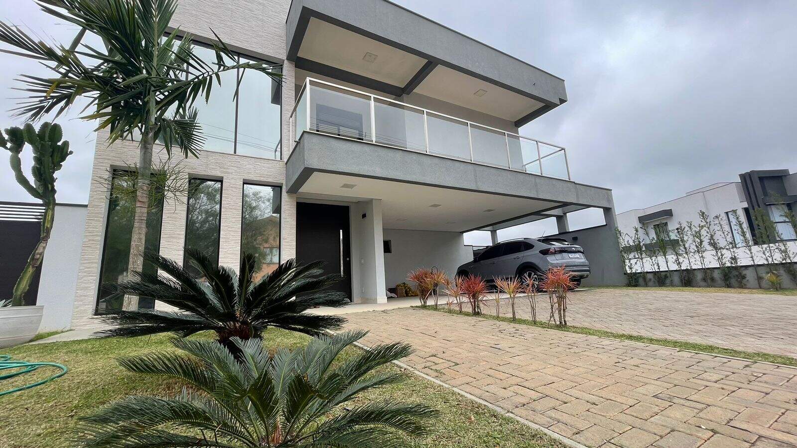 Casa à venda no Vale Azul II: 