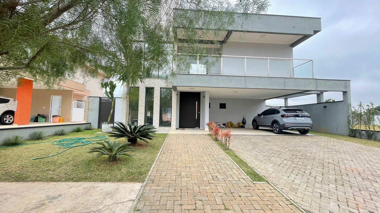 Casa à venda no Vale Azul II: 