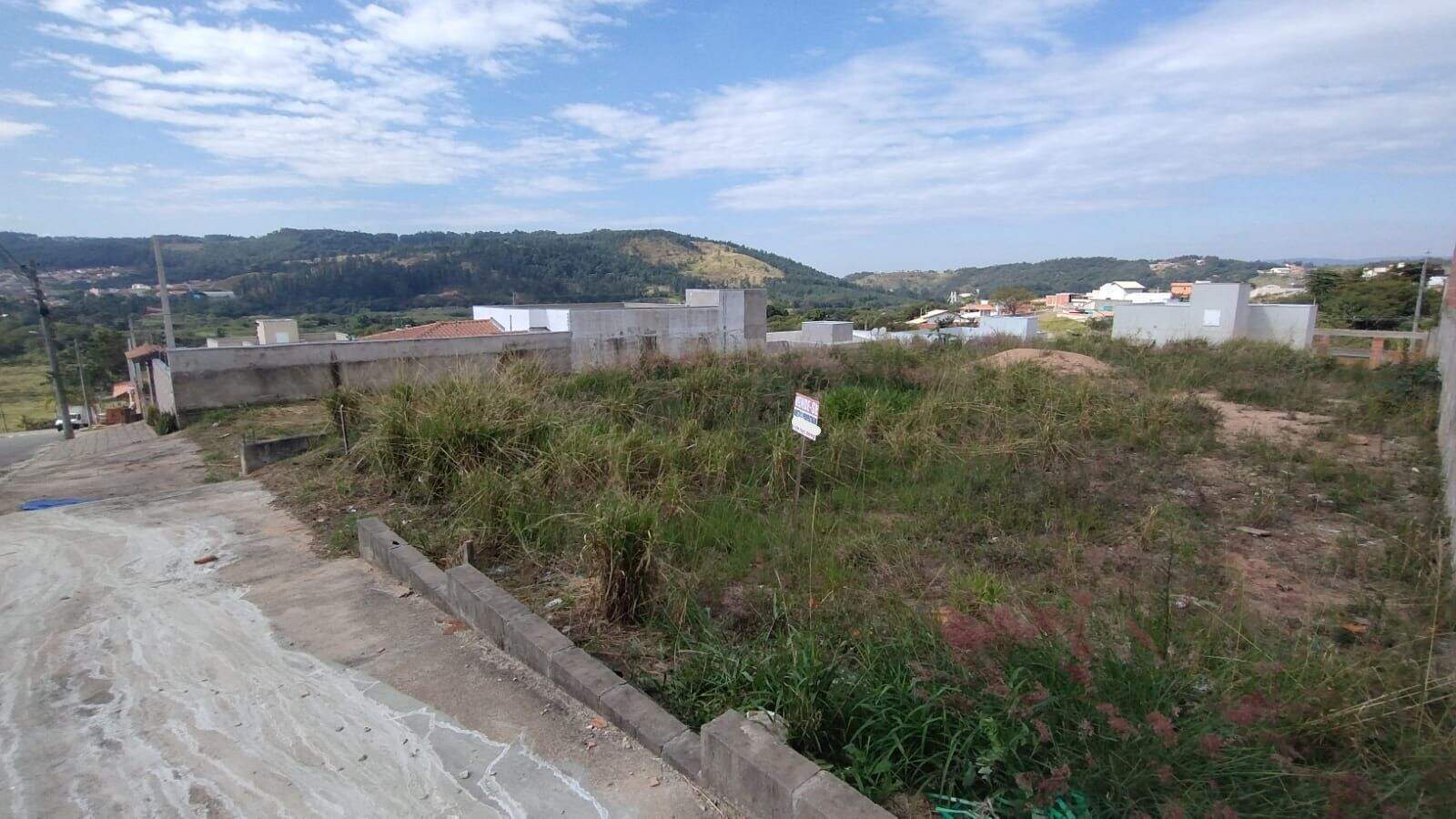 Terreno à venda no Parque dos Cafezais II: 