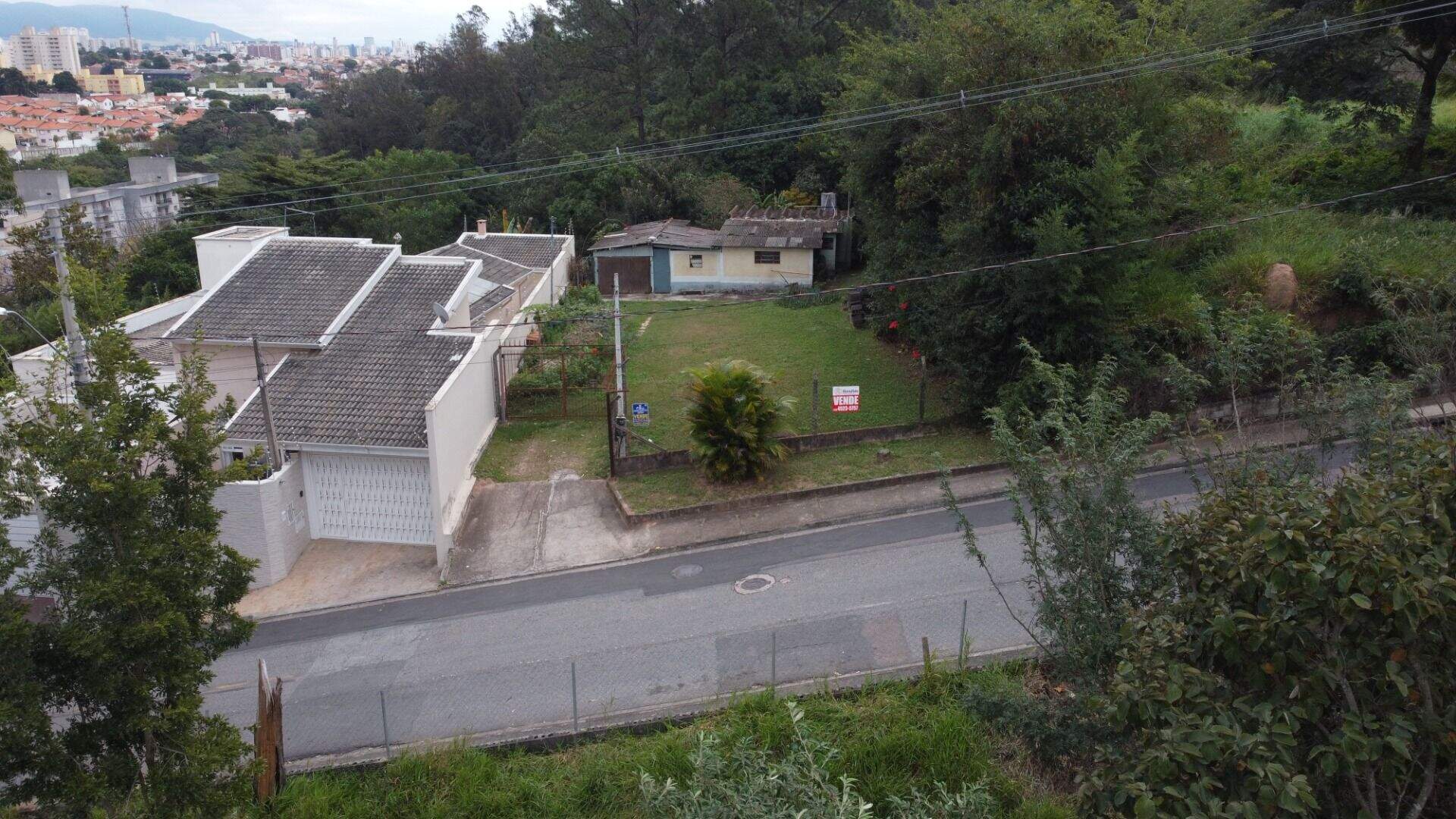 Terreno à venda no Jardim das Carpas: 