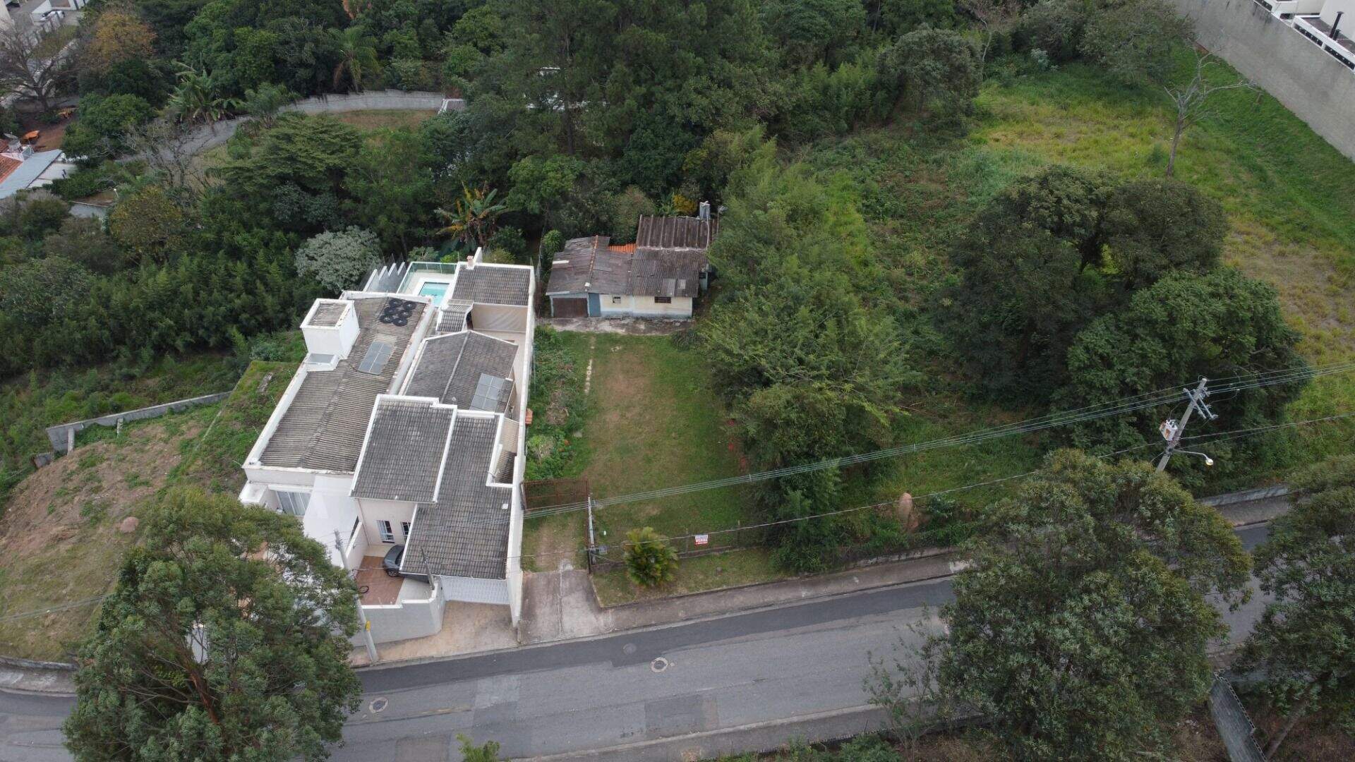 Terreno à venda no Jardim das Carpas: 