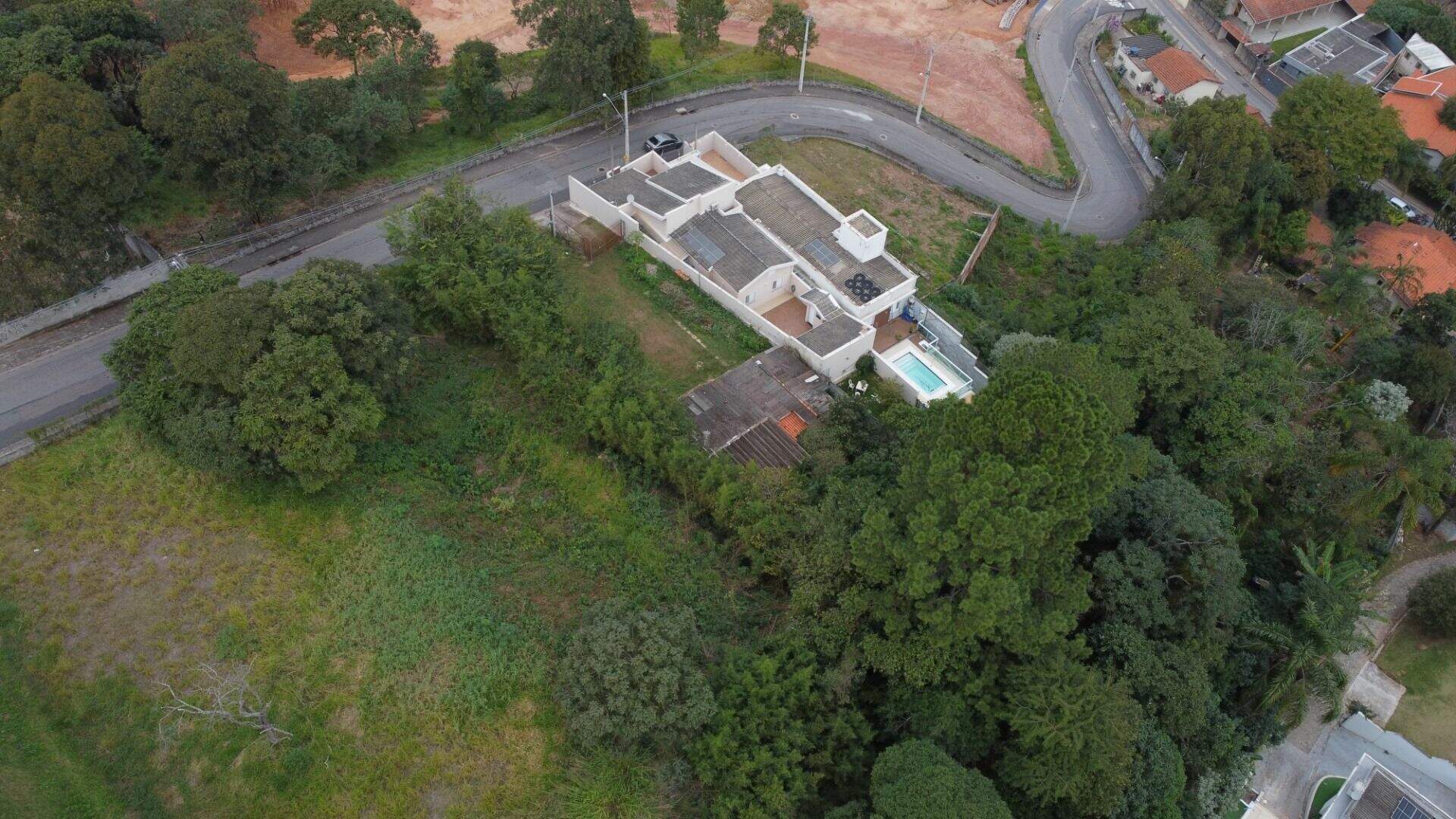 Terreno à venda no Jardim das Carpas: 