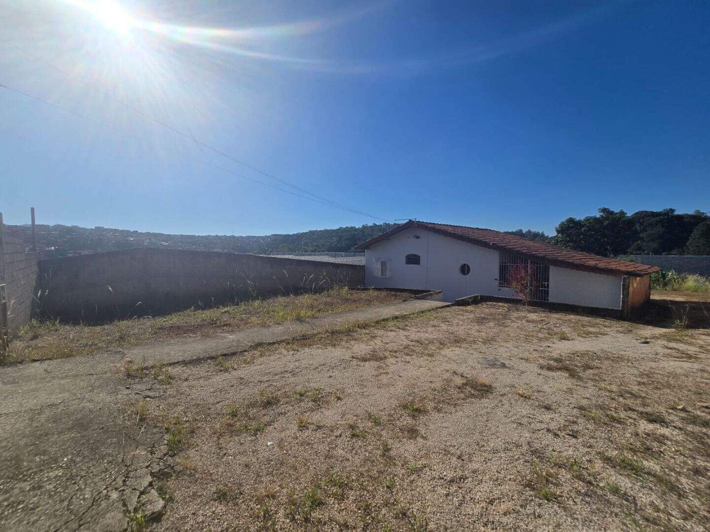 Área à venda no Chácaras Santa Martha: 