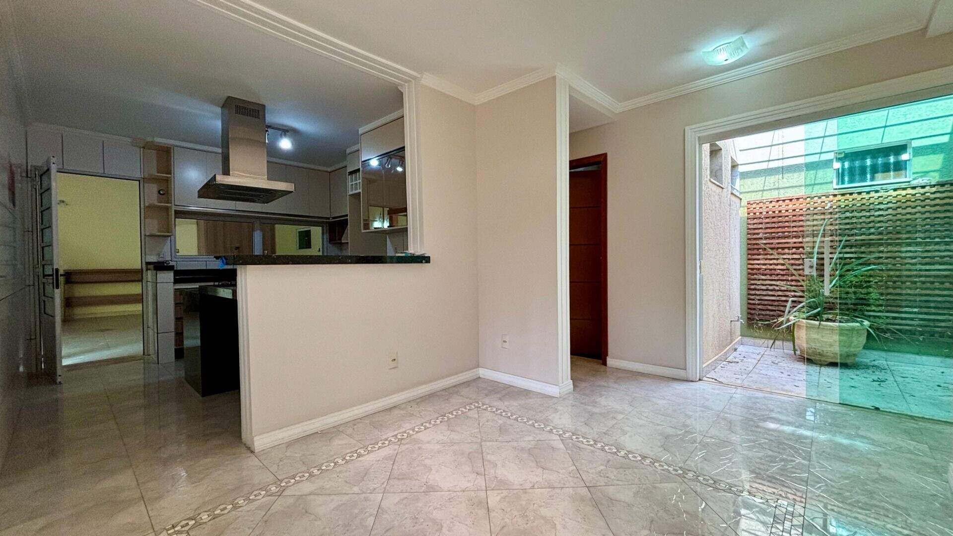 Casa à venda no Jardim das Tulipas: 